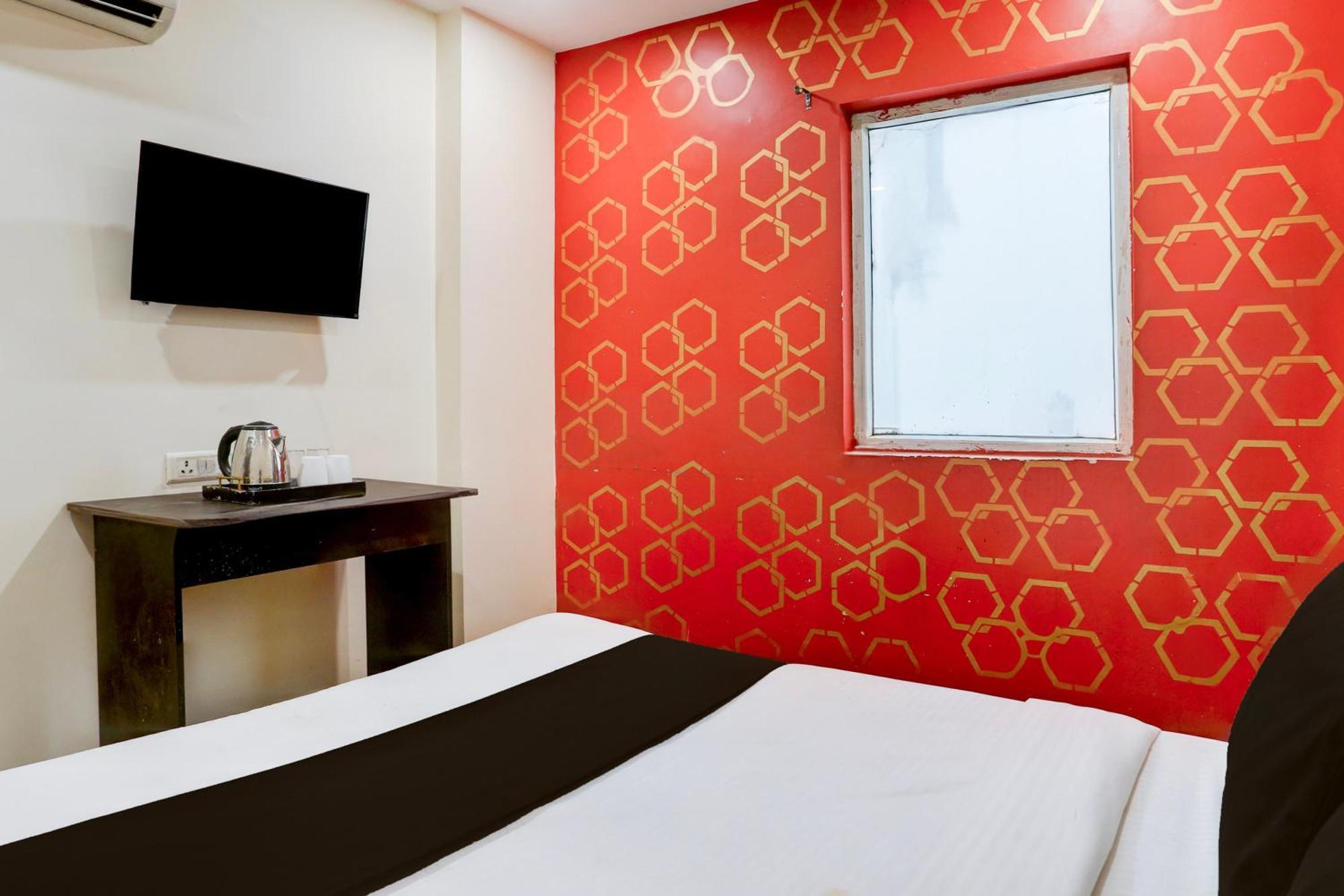 Super Hotel O S J Residency دلهي المظهر الخارجي الصورة